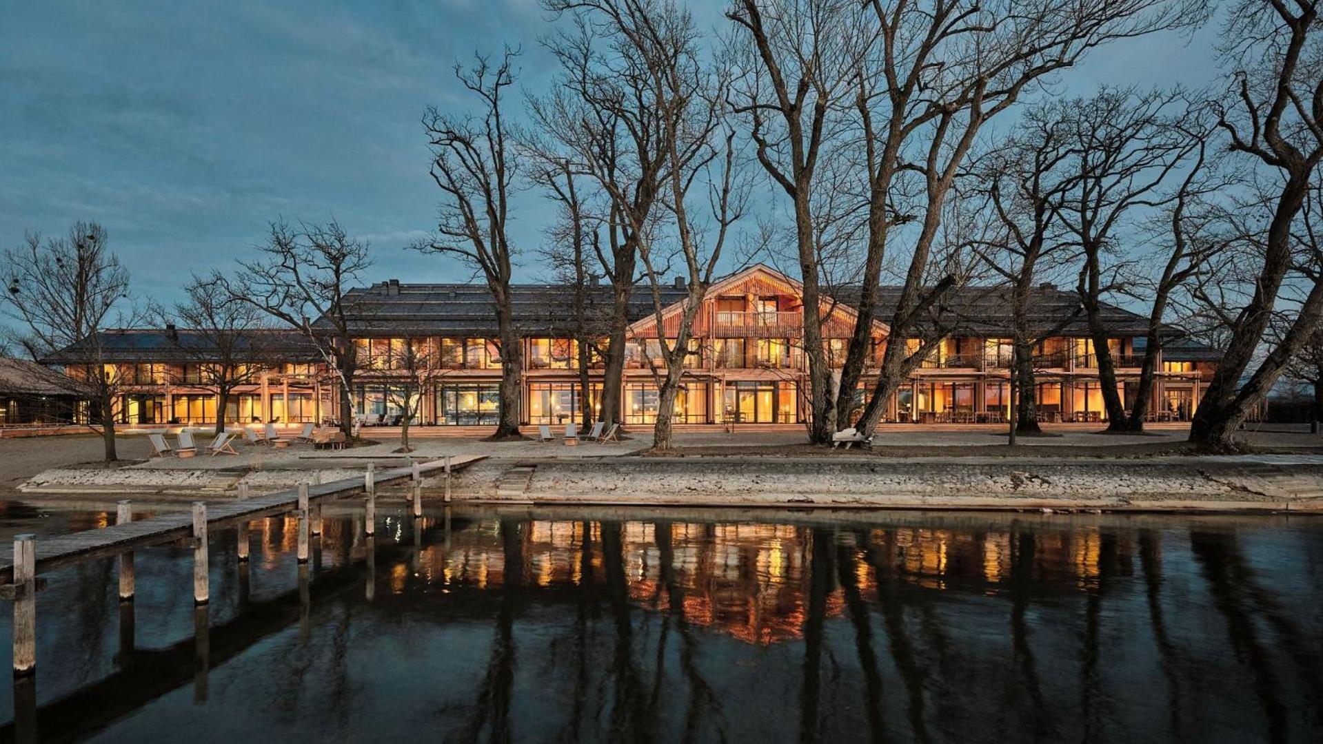 Chiemgauhof Lakeside Retreat Übersee Екстериор снимка